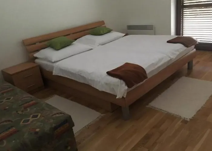 Lea V Patinciach וילה